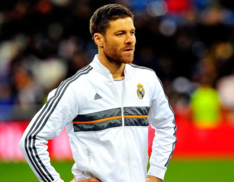 皇马主帅哈维-阿隆索赛前谈国家德比：聚焦比赛，蓄势待发