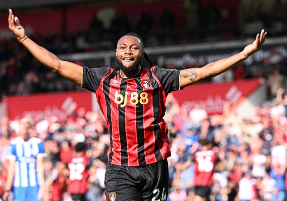 塞梅尼奥转会风云：出战存疑与多队角逐