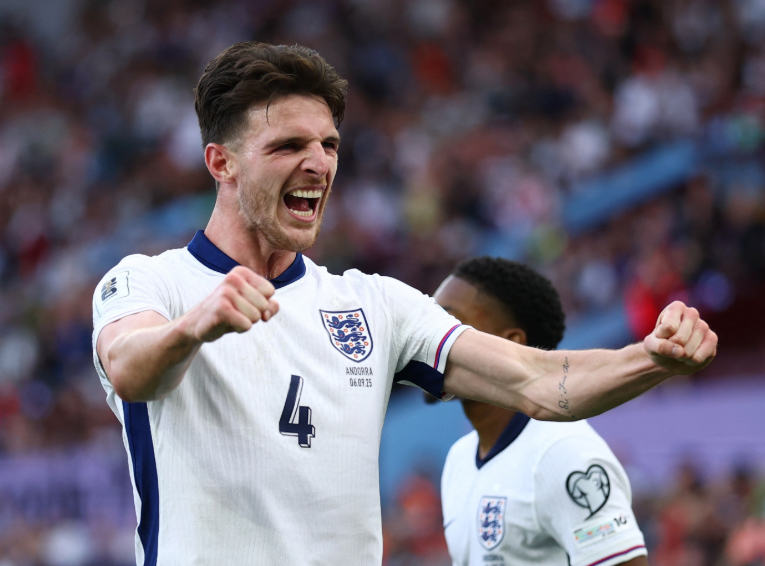 阿森纳：领跑下的焦虑困境与破局之思