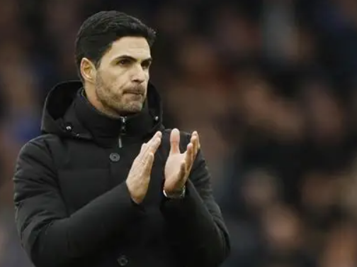 阿森纳:领跑下的焦虑困境与破局之思