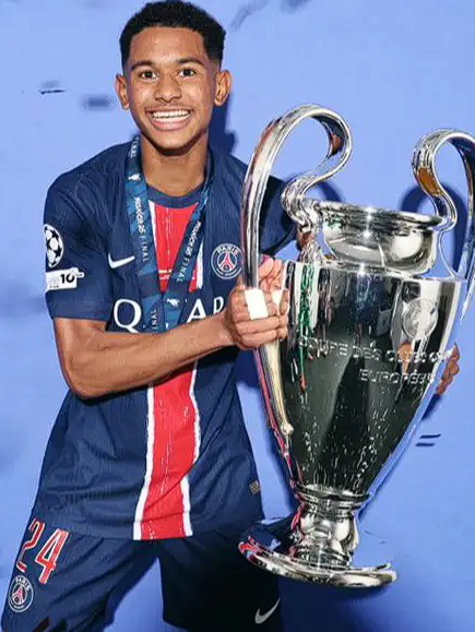 <a href='/news/tag/1124.html' style='color: blue;'>巴黎圣日耳曼</a>新星马尤卢：低谷中的挣扎与破局之路